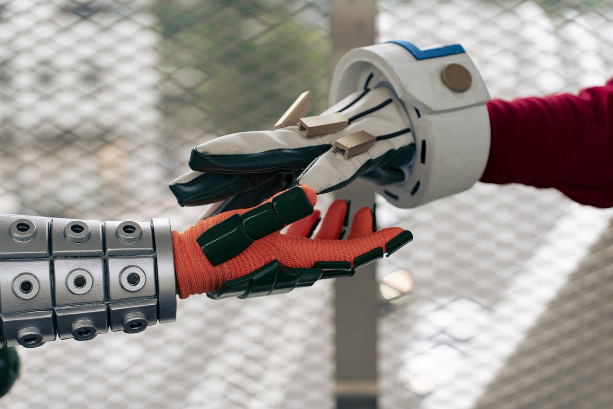 𝗧𝗵𝗲 𝗘𝗻𝗱 𝗼𝗳 𝗔𝗻 𝗘𝗿𝗮,
𝗔𝗻𝗱 
𝗧𝗵𝗲 𝗕𝗲𝗴𝗶𝗻𝗻𝗶𝗻𝗴