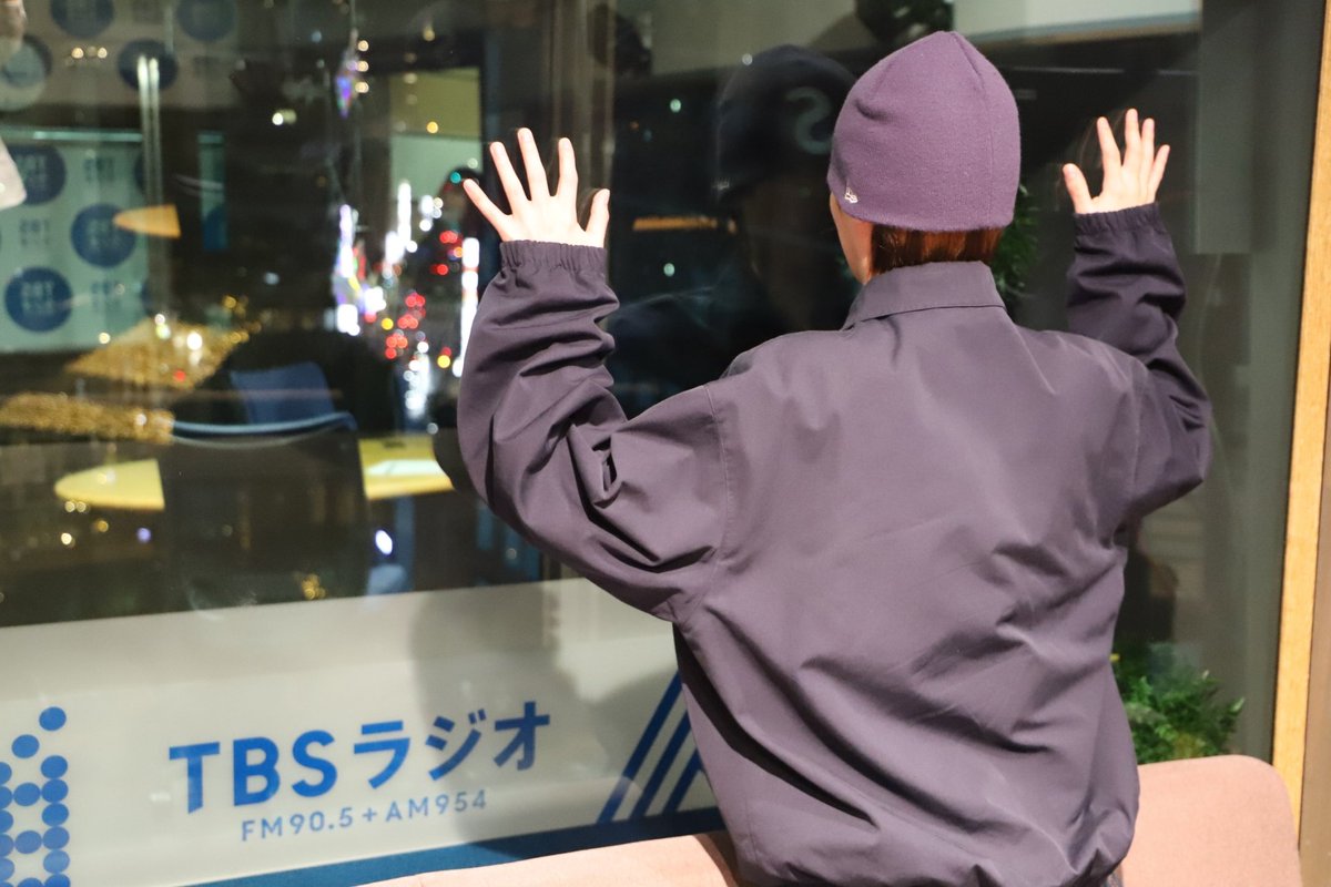 radio_talkabout's tweet image. このあと夜10時からは⋆ ⊹₊ ⋆
#TBSラジオ #トークアバウト🗣️

ゲストは
#STARGLOW から
♨#KANON さん #GOICHI さん💥

テーマは
【 🤔なりたい未来のわたし💭 】

#MAZZEL #KAIRYU
#今日は誰も走ってませんよ・・？

radiko.jp/share/?sid=TBS…