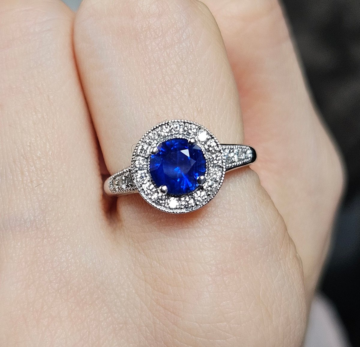 Get_yourHiHi's tweet image. 남의 블루에 무릎꿇고 대성통곡