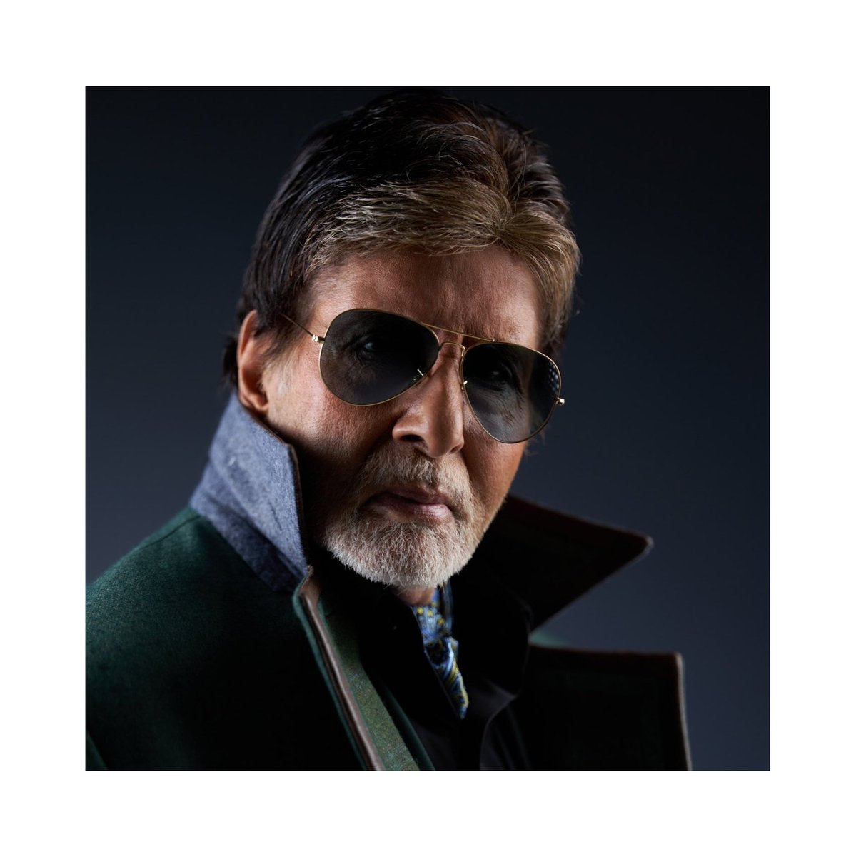 DevGhoraiSaaho's tweet image. Legendary. Versatile. Iconic.
Wishing you a very happy birthday to the Shahenshah of Indian Cinema @SrBachchan Sir!
Have a good health and happiness always, lots of love and regards. 🎂👑🙏

#HBDAmitabhBachchan