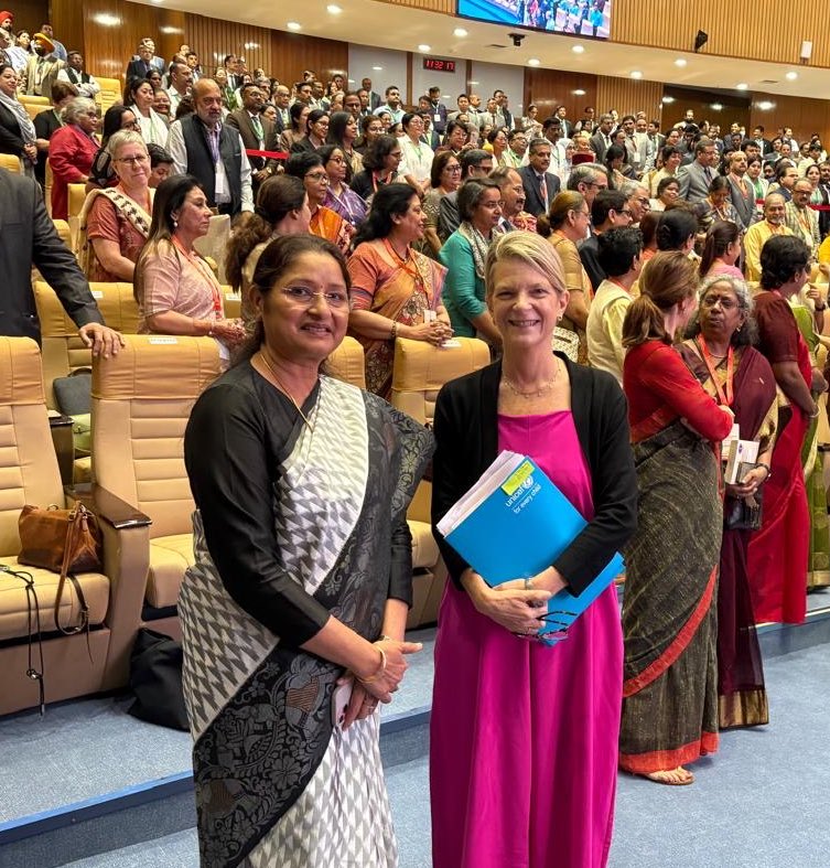UNICEFIndiaRep's tweet image. Met with Minister Annapurna Devi, @MinistryWCD, at the National Annual Stakeholders Consultation on Safeguarding the Girl Child.
We discussed the progress made & promising practices to advance child rights & access to comprehensive national schemes and services across India.