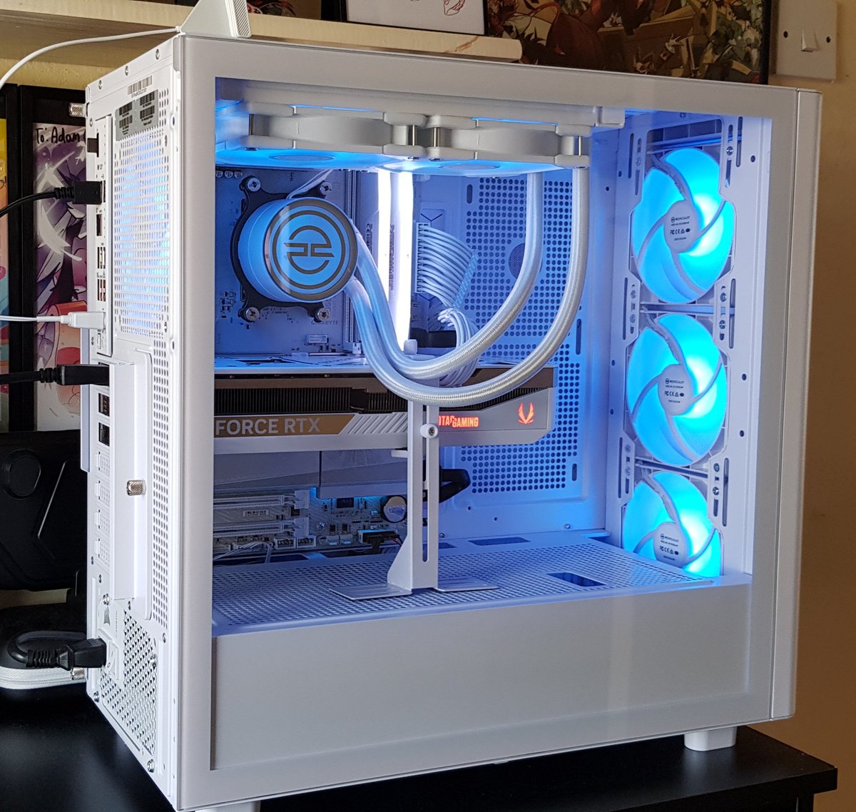 AdamClowery's tweet image. New Gaming PC acquired! 😈 #GameOn