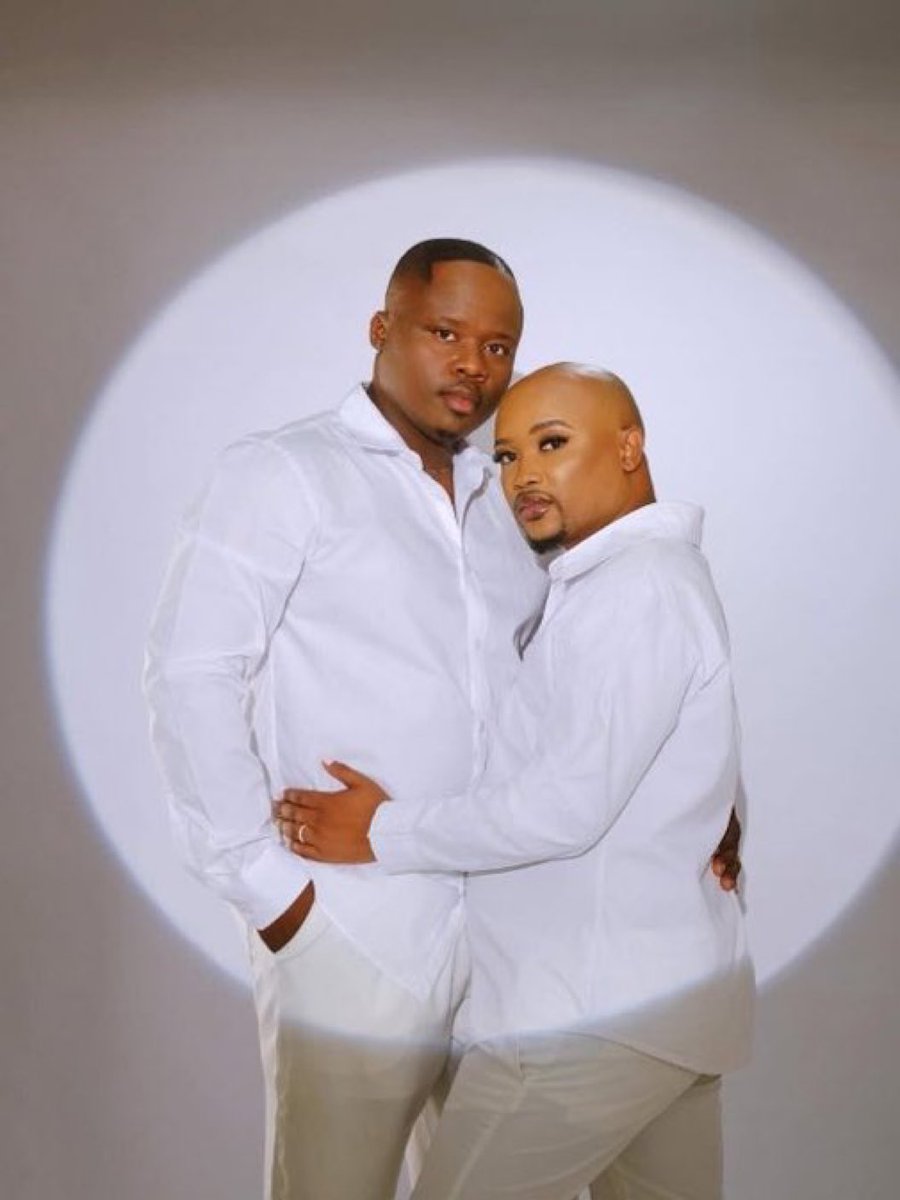 KomugishaPeace's tweet image. What is this🤣🤣🤣🤣🤣🤣😂💔