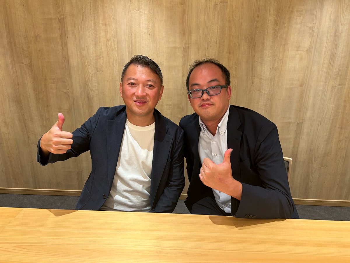 MotokiyoAzuma's tweet image. 本日、NASDAQ上場企業ロボットコンサルティングの横山代表@lnuMLj2Rm846588とお会いしました。

「デジタルオイル」とも呼ばれるイーサリアムをトレジャリー資産として活用するロボットコンサルティング。

「デジタルゴールド」と呼ばれるビットコインをトレジャリー資産として保有するコンヴァノ。…