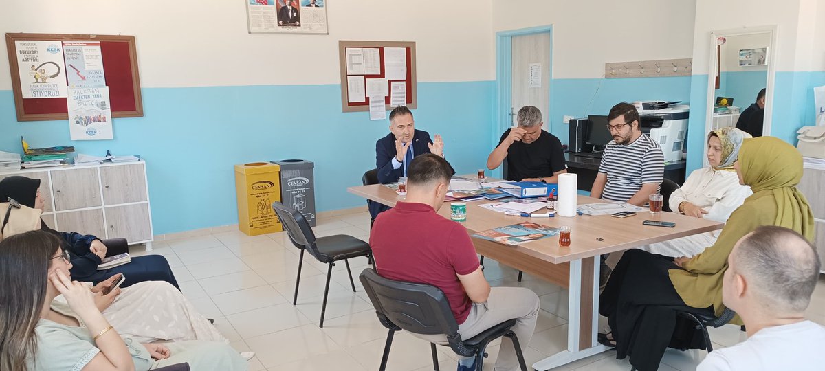 Eğitim çalışanlarının her daim yanında/yakınında olmaya devam ediyoruz.
<a href="/turkegitimsen/">Türk Eğitim Sen</a> 
<a href="/sdolgun01/">Selahattin Dolgun</a> 
<a href="/kiziltepetes06/">KIZILTEPETES</a> 
<a href="/KIZILTEPETES47/">KIZILTEPE TÜRK EĞİTİM-SEN</a> 
<a href="/SAKIRAYDGN47/">ŞAKİR AYDOĞAN</a>