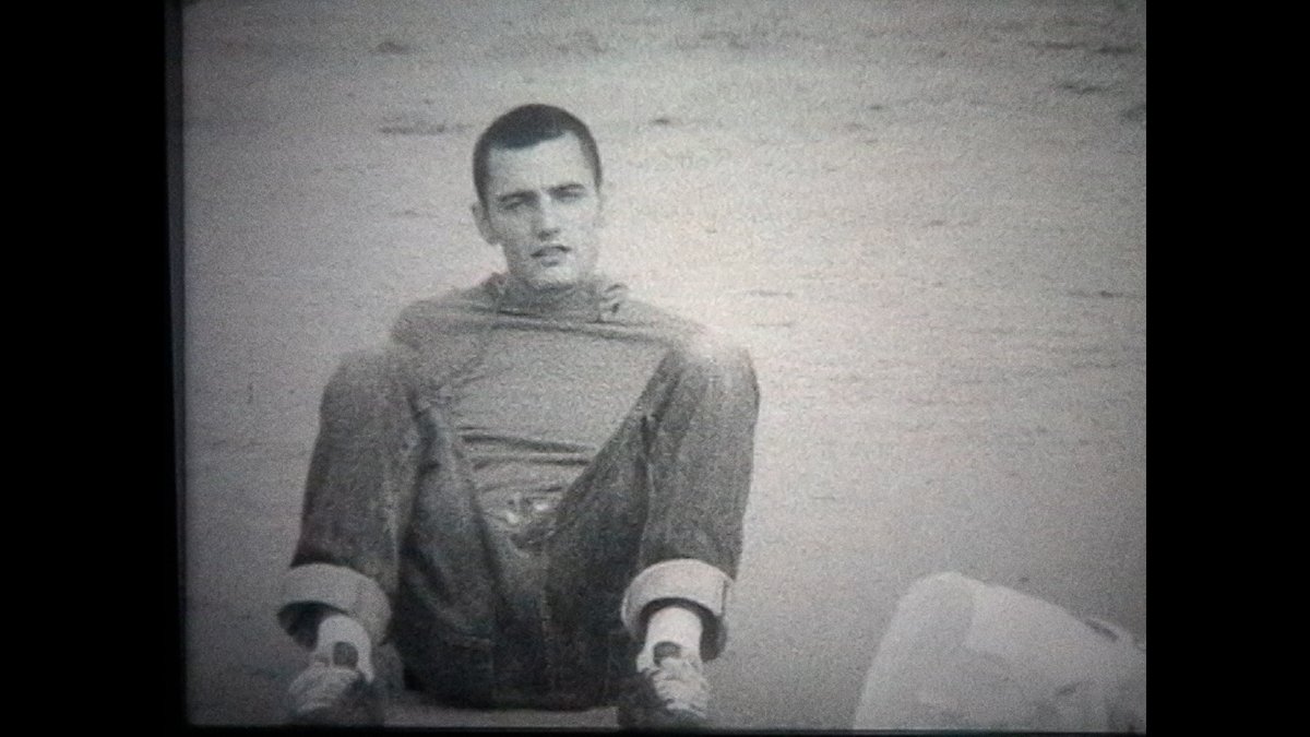 Impres_TVE's tweet image. Nuestro imprescindible del domingo es el diseñador David Delfín. 

🎥&quot;Muestra tu herida&quot;, de @csrvllj, Ángela Gallardo y @munoz_rafa.

🗓️ Domingo, 21:15h en @la2_tve.