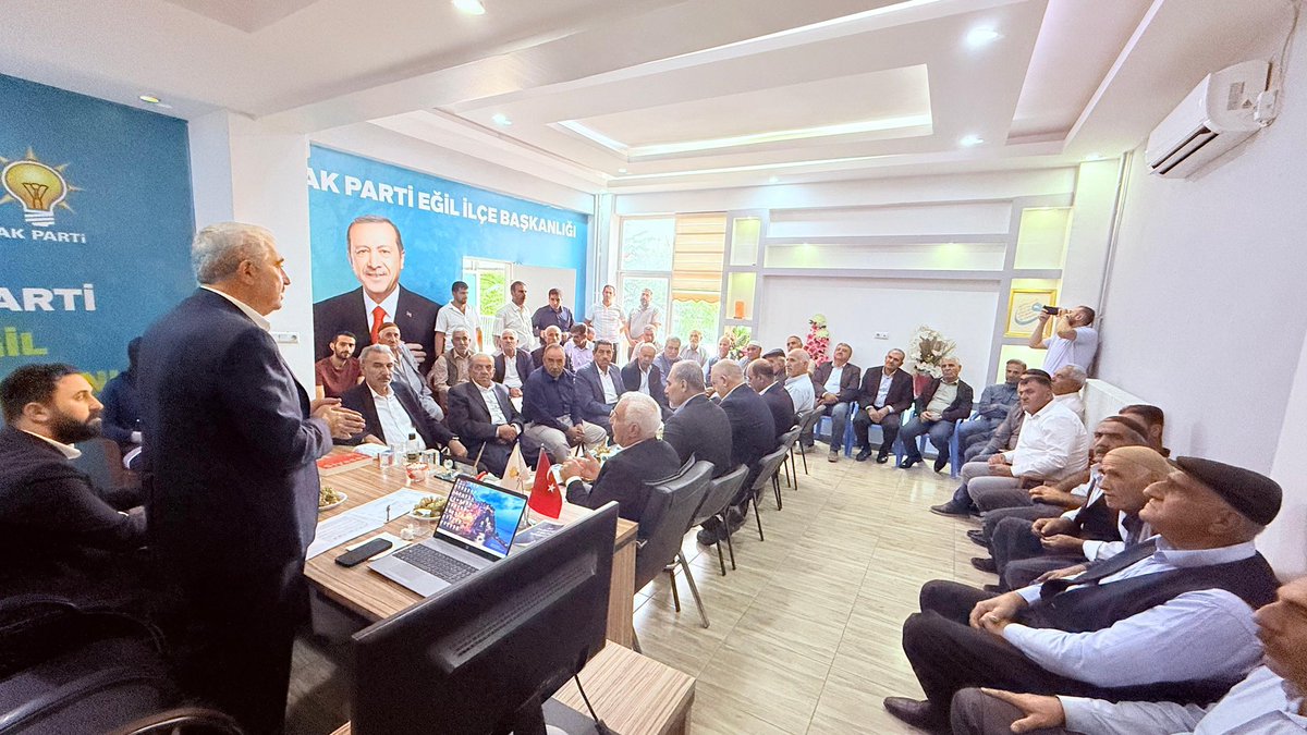 📍AK Parti Eğil İlçe Başkanlığı

İl Başkan Yardımcılarımızla birlikte Eğil İlçe Koordinatörümüz Sayın Abdurrahim Ay, Eğil İlçe Başkanımız Sayın Mehmet Reşit Umay ve Mahalle Başkanlarımızla bir araya gelerek mevcut teşkilat çalışmalarımızı değerlendirdik.
Eğil İlçemizde teşkilat