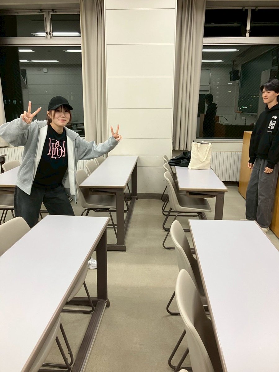 Corelogue tweet media