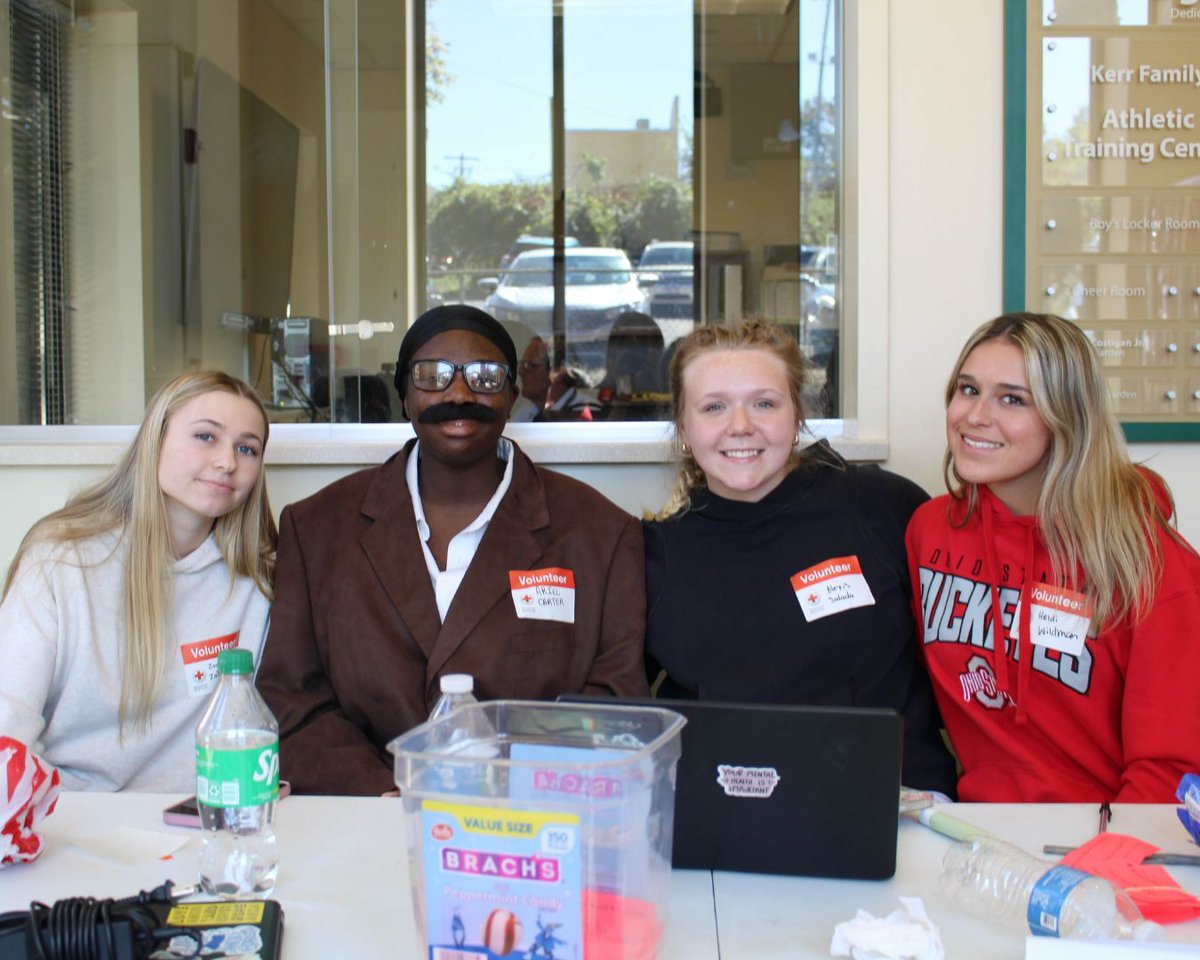 Our Fall Blood Drive was a huge success! 🩸
We hit 125% of our goal (70 total donations) — including 10 Power Red donors who gave 19 viable donations!

Thank you to everyone who made a difference. 💪☘️
#STVM #IrishPride #STVMFamily #BloodDrive