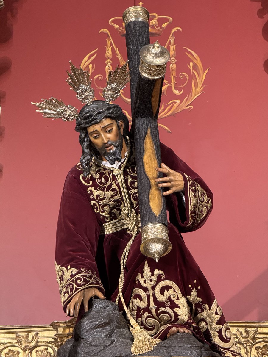 La Misión de la Esperanza es volver a sus plantas.
Reencontrarnos con Él.
Conocer a Cristo por la Esperanza.

“Y si ves que caemos de nuevo,
Maestro Divino
Porque es mucha la carga de cruz
Y sin Ti caminamos perdidos,
Líbranos del poder de la tierra
Y otra vez estaremos Contigo.”