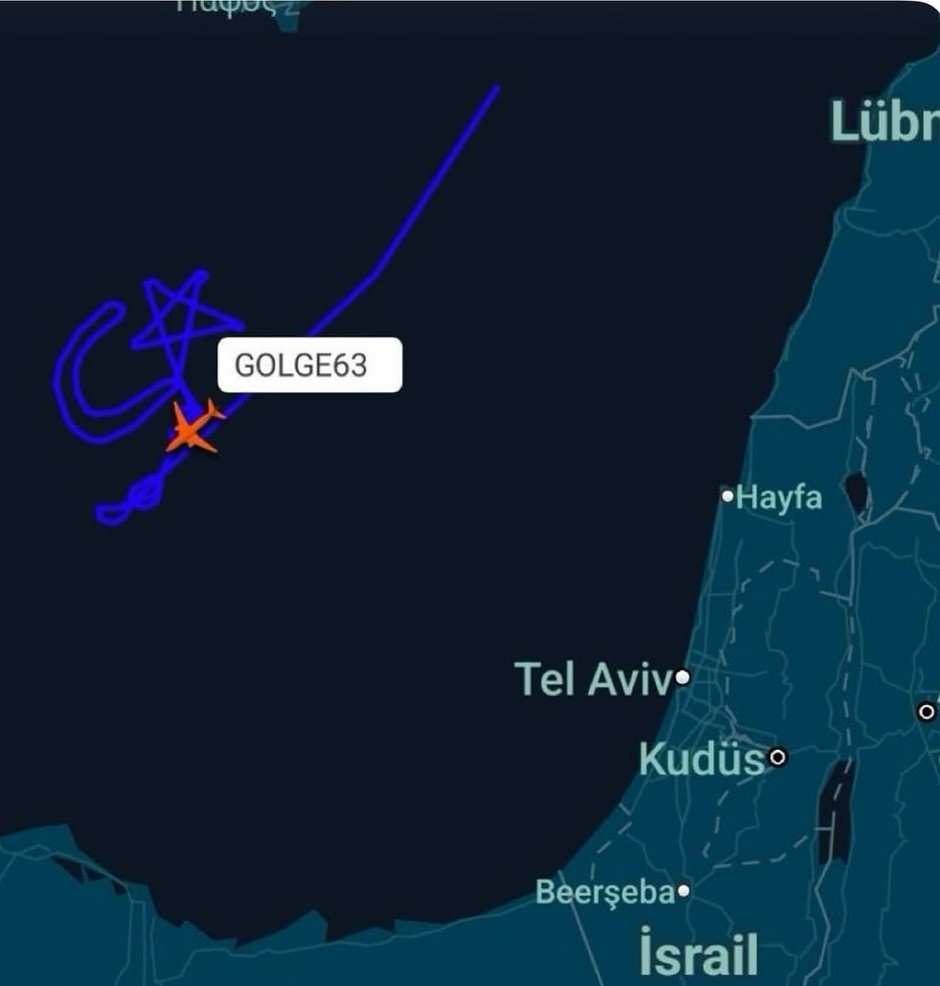 Türkiye 'ye ait bir Siha ateşkes sonrası Akdeniz'de Ay - Yıldız çizdi.

#Gazze
#uelkemdesiyonististemiyorum
#Hamas
#WeAreSumud