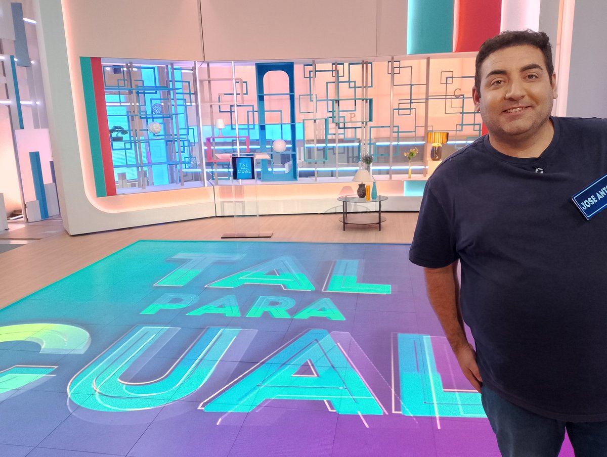 Otro día en #talparacual , bien formal jejeje a ver si no se la lío a @anneigartiburu . Os espero a las 17:15 en @eitb , hoy a por todas!!! 
Como siempre os dejo el enlace de ayer.
 
#magotutan #show #risas #programatv #concursotv #tv #matrimonio

eitb.eus/es/nahieran/ta…