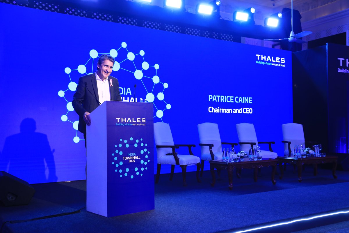 ThalesAsia's tweet image. Thales&apos; commitment to India is stronger: #MakeinIndia + Innovate in India + Export from India.
This was powerfully underscored by the visit of our Chairman &amp;amp; CEO, Patrice Caine, accompanied by Pascale Sourisse, SEVP International Development, &amp;amp; Jean-Marc Budin, SVP MEA &amp;amp; India.