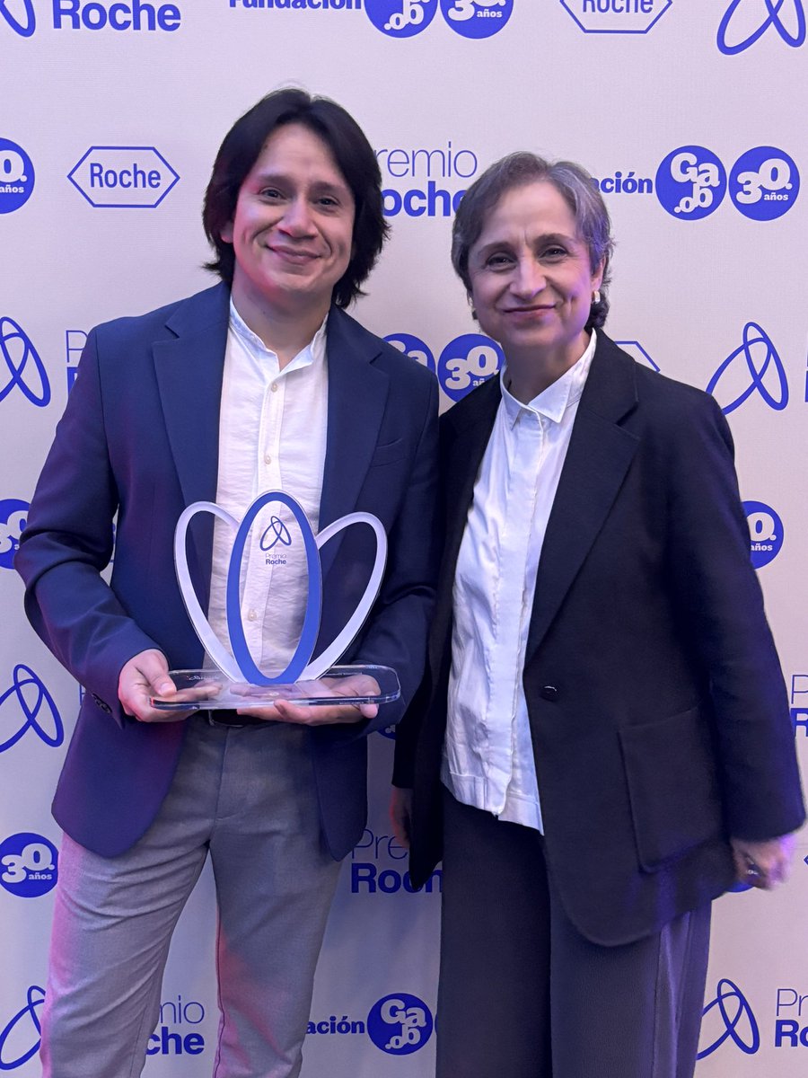 TrujiYo's tweet photo. La Unidad de Investigación de @Latina_Noticias ha sido reconocida con el “Premio de Periodismo en Salud”, que otorga la @FundacionGabo y Roche.

Recibimos el premio por “Qali Warma: corrupción enlatada”, anoche, en Ciudad de México, acompañados de Carmen Aristegui. https://t.co/8JNJdLuQe8