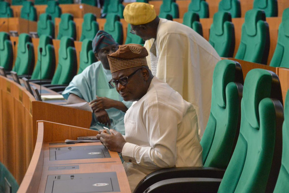 EmmanuelGenius6's tweet photo. Prince Gboyega Nasiru Isiaka —-GNI  @gboyeganisiaka attended yesterday’s plenary at the House of Representatives, with Hon. Abiodun Akinlade of Yewa South/Ipokia Federal Constituency also in attendance. https://t.co/A2IExfqXj1