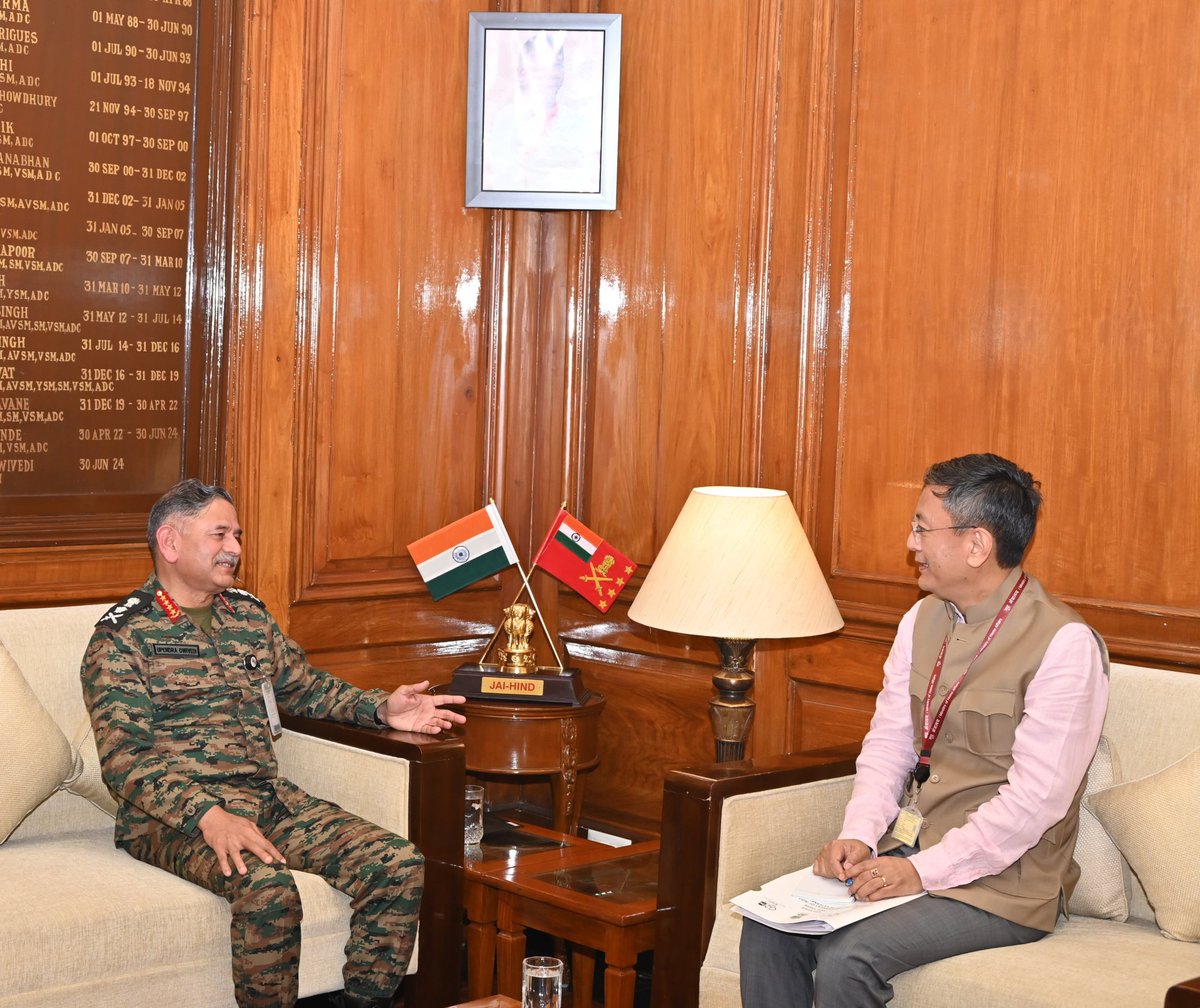 Shri Tshering Wangchuk Sherpa, Joint Secretary, MEA &amp; Ambassador Designate of #India to #Vietnam, called on #GeneralUpendraDwivedi, #COAS, today. Their discussions focused on enhancing India–Vietnam strategic partnership, regional security dynamics and avenues to further