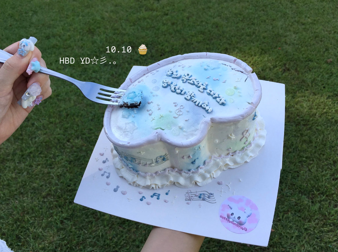 🎼🩷🔔 tweet media