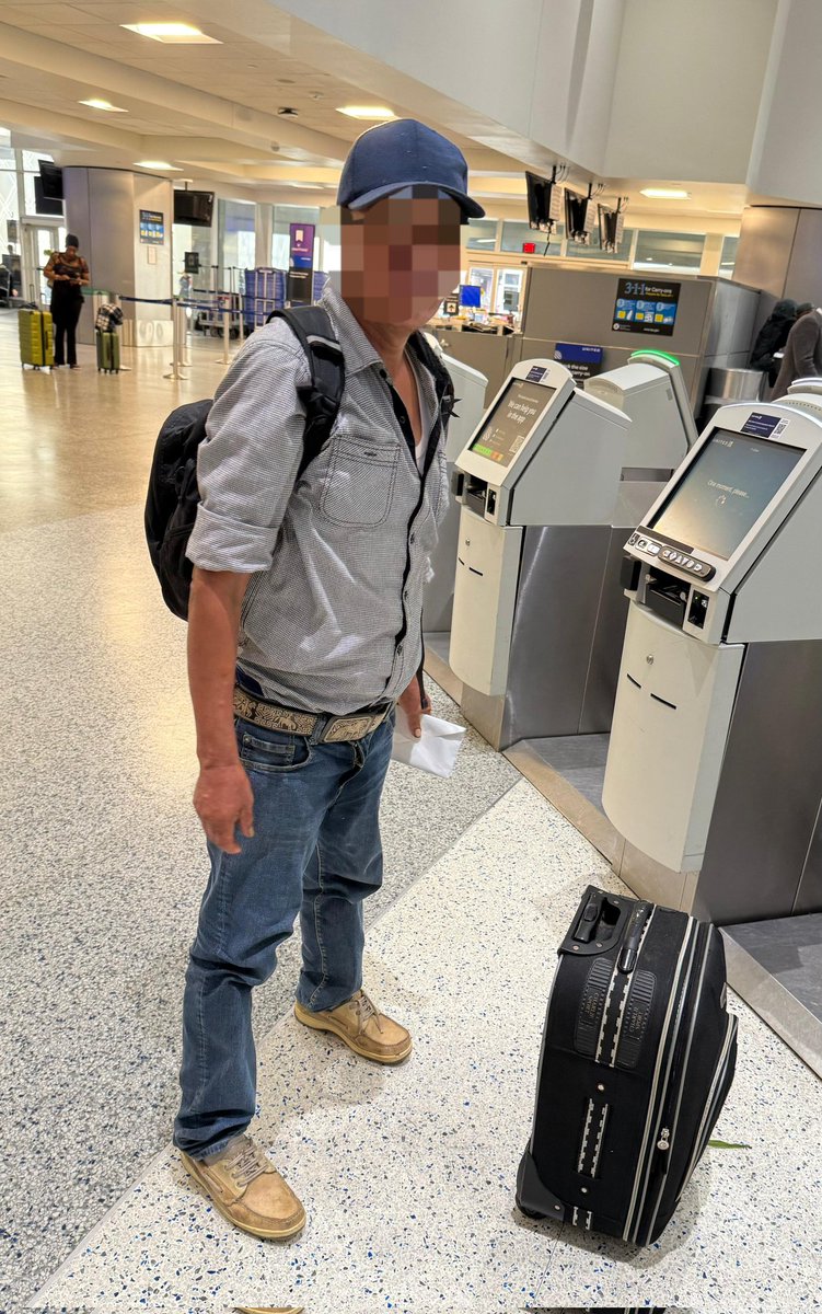 El <a href="/ConsGtHoustonTx/">ConsGTHoustonTx🇬🇹</a> continúa brindando Asistencia y Protección mediante la emisión de Documentos de Viaje y traslado hacia el aeropuerto para connacionales en situación de vulnerabilidad. 

#CercadeTiSiempre
#consuladodeguateenhouston 
#ProtecciónyAsistenciaConsular