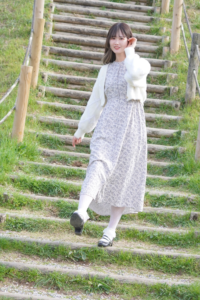 Momo - Search / X