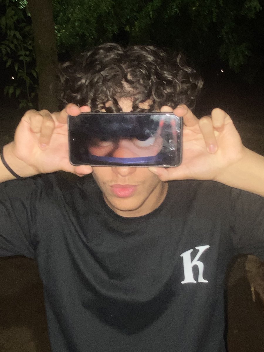 karinymoraiss's tweet photo. amo tanto o meu benzinho https://t.co/ma09VAjI9V