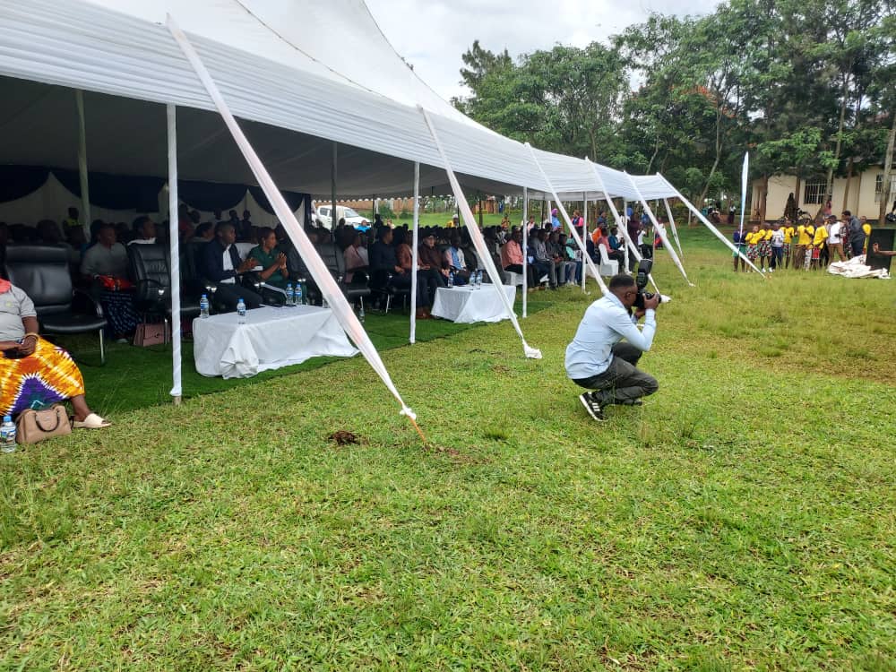 NUDOR_Rw's tweet photo. 👁️This October 9, 2025, in @RwamaganaDistr of #Rwanda,  @NUDOR_Rw joined the world in mark #WorldSightDay under the theme #LoveYourEyes . The celebration in Gishari Sector were attended by leaders, partners &amp; the public and we raised awareness that your eyes need regular care. https://t.co/u8YQPgbDvp