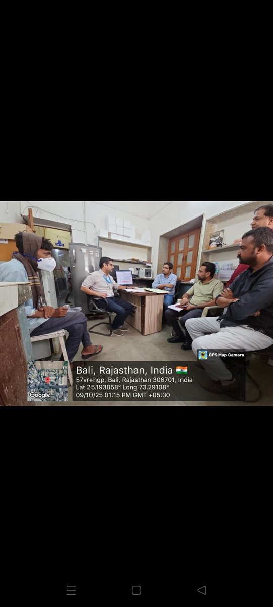 आज पाली में डॉ आशुतोष जी शर्मा (डब्ल्यूएचओ सलाहकार) ने बाली टीबी यूनिट में सीबीनाट लैब व एमडीआर टीबी मरीजो(बी-पाल एम)के यहां कुलदीप शर्मा(डीआरटीबी कोऑर्डिनेटर)व भूपेंद्र सिंह (एसटीएस) के साथ होम विजिट की ।
#TBMuktBharat 
<a href="/TbDivision/">Central TB Division | #TBMuktBharat</a> <a href="/MoHFW_INDIA/">Ministry of Health</a> <a href="/nhm_rajasthan/">Medical & Health Deptt. Rajasthan</a> <a href="/Rntcp_Rajasthan/">TB Mukt Bharat- Rajasthan</a>