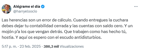 AntonioGoBe's tweet photo. Este tío se dedica a esto, pero hay toda una generación que, con diferencias de grado, piensa realmente así. 

Abuelos en pareja, con la casa pagada, cobrando dos buenas pensiones, a menudo con algún pisito alquilado y que piensa reventárselo todo en bailes del sábado noche con otros viejos en el IMSERSO y en el crucero que 'toda la vida había soñado' (ha hecho 7 en la última década). 

No contemplan dejar a sus hijos ni las migajas.

Hijos que, incluso pasando penalidades que sus padres ni olieron, ya le abren una cuenta de ahorro o un fondito de inversión para meterle 50 o 100 eurillos al mes a sus propios hijos porque saben que, si no lo hacen ellos, no lo hará nadie (ni sus mayores ni el Estado -que va a colapsar, precisamente por esos viejos).

El Estado de Bienestar ha hecho creer durante décadas a una generación que ya no era necesario responsabilizarse por uno mismo y los seres queridos. Que ya estaba el Estado pa eso. 

El Estado de Bienestar ha destruido la idea de que la siguiente generación viva un poquito mejor. 

Una idea que, literalmente, lleva existiendo miles de años ha sido dinamitada por el Estado del Bienestar. 

Y lo ha hecho en el lapso de tiempo de tan solo una generación y va a joderle el futuro a una única generación: La tuya. 

Siento decirlo tan claro, pero te ha tocado. Jódete.