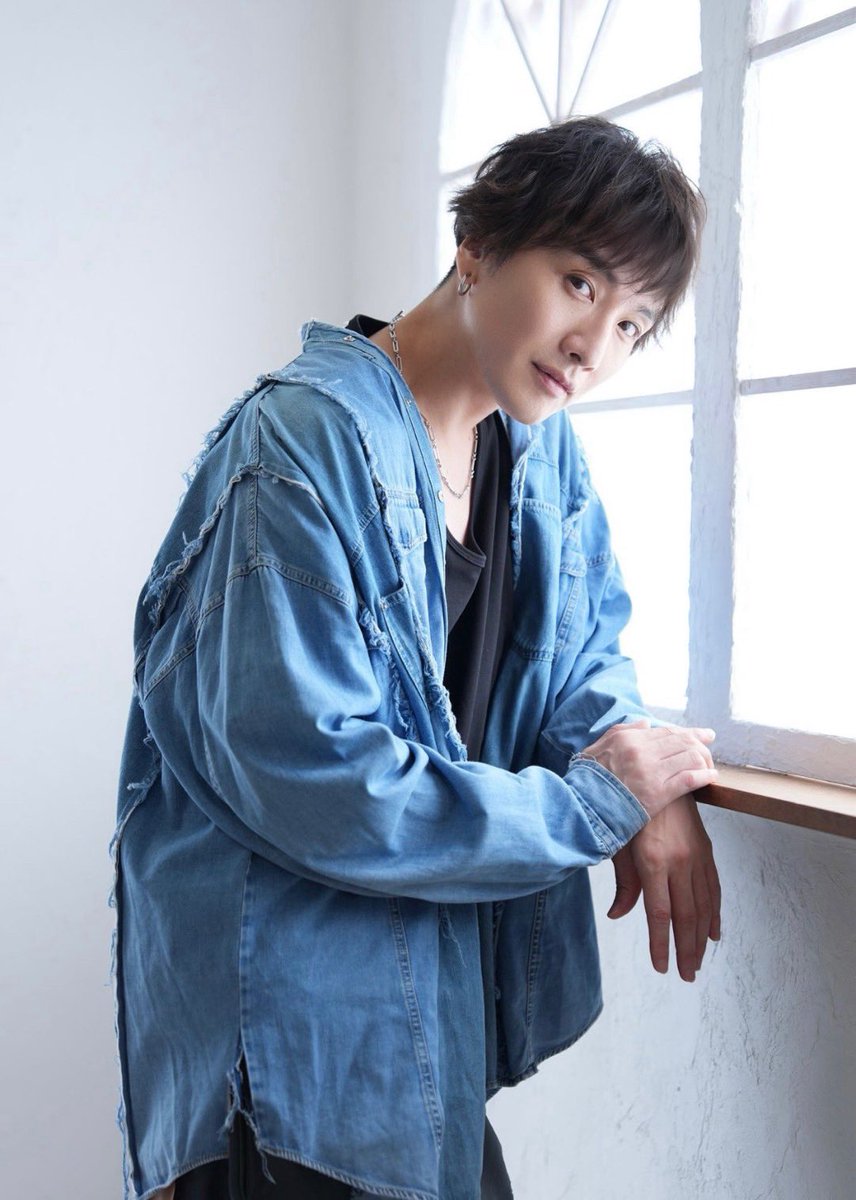 誕生日を迎えました♩
全然実感がないですがどうやら41歳みたいです😂
今年も元気に新しい年齢を迎えられて良かった♩
今の自分があるのはいつも応援して下さってる皆様あってこそ。
本当にありがとうございます！
そしておかん健康に産んでくれてありがと！
さぁ、皆で楽しい1年に一緒にしていこね✌️