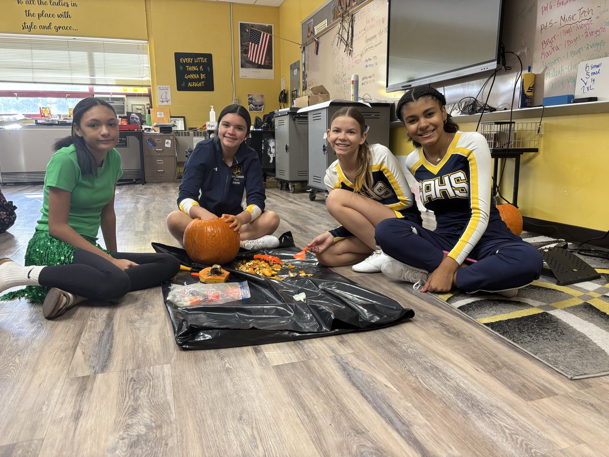 Ellen Eyth tweet media