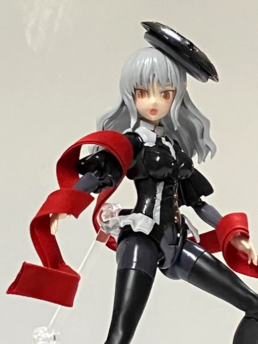 #見た人も無言で銀髪or白髪をあげる