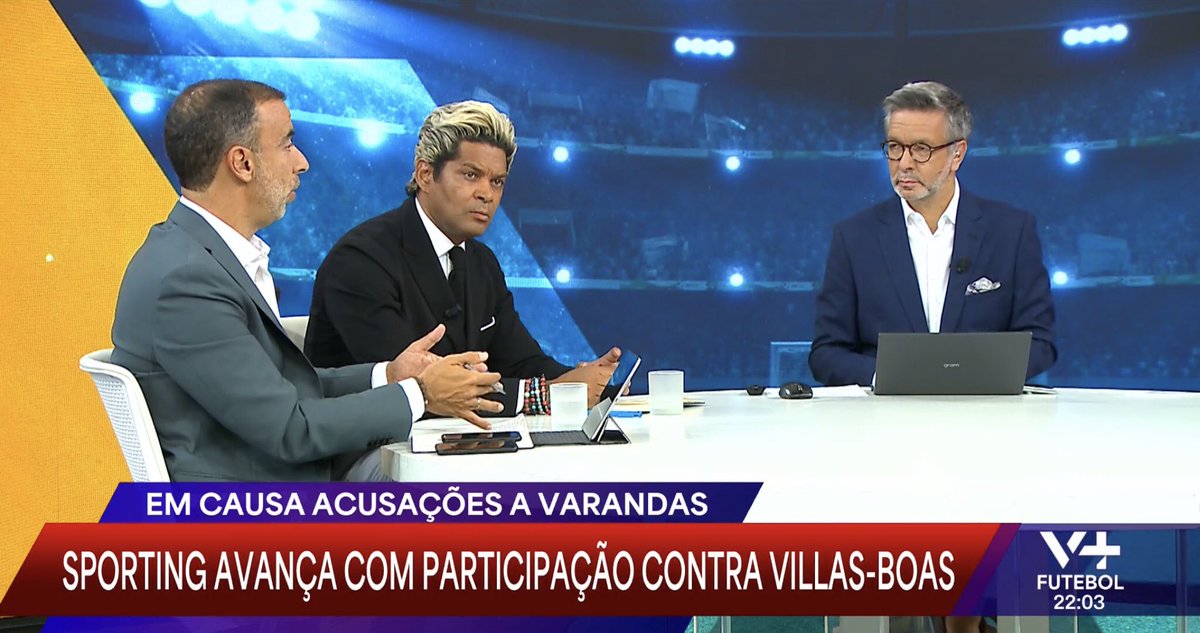 botelho_oscar's tweet image. tviplayer.iol.pt/programa/v-fut… No Super Craques em directo no estúdio #Vmais na companhia @abelxaviercoach @tiagogirao22 e @Augusto__Inacio com moderação @jsousamartins. Para o rescaldo dos clássicos #FCPSLB e #SCPSCB e comentar toda a actualidade na #LigaPortugalBetclic 🇵🇹 #FazHistoria