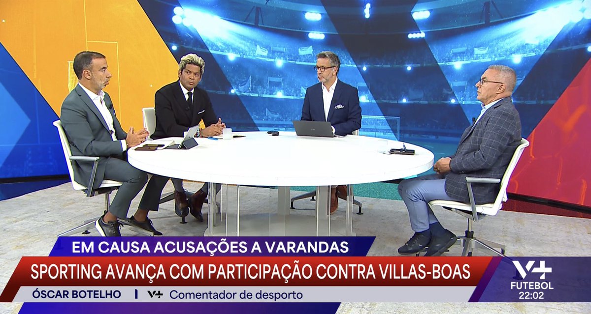 botelho_oscar's tweet image. tviplayer.iol.pt/programa/v-fut… No Super Craques em directo no estúdio #Vmais na companhia @abelxaviercoach @tiagogirao22 e @Augusto__Inacio com moderação @jsousamartins. Para o rescaldo dos clássicos #FCPSLB e #SCPSCB e comentar toda a actualidade na #LigaPortugalBetclic 🇵🇹 #FazHistoria