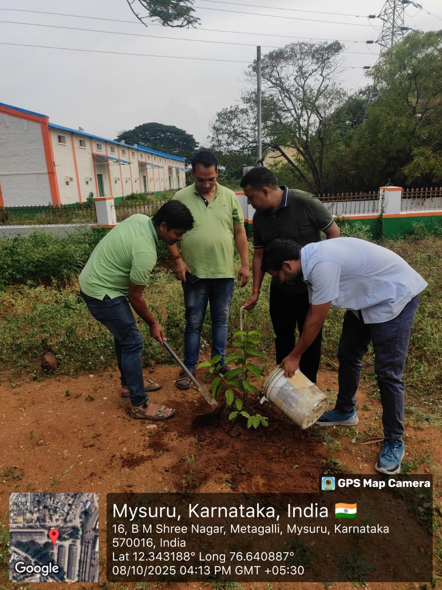 🌱🌱As part of poshan mah 'ek ped maa ke naam' plantation drive was held at FCI Food storage depot Mysore.🌱🌱ಪೋಷಣ್ ಮಾಹ್ 'ಏಕ್ ಪೇಡ್ ಮಾ ಕೆ ನಾಮ್' ಕಾರ್ಯಕ್ರಮದ ಭಾಗವಾಗಿ ಮೈಸೂರಿನ ಎಫ್‌ಸಿಐ ಆಹಾರ ಸಂಗ್ರಹಣಾ ಡಿಪೋದಲ್ಲಿ ಸಸಿ ನೆಡುವ ಅಭಿಯಾನ ನಡೆಯಿತು.🌱🌱