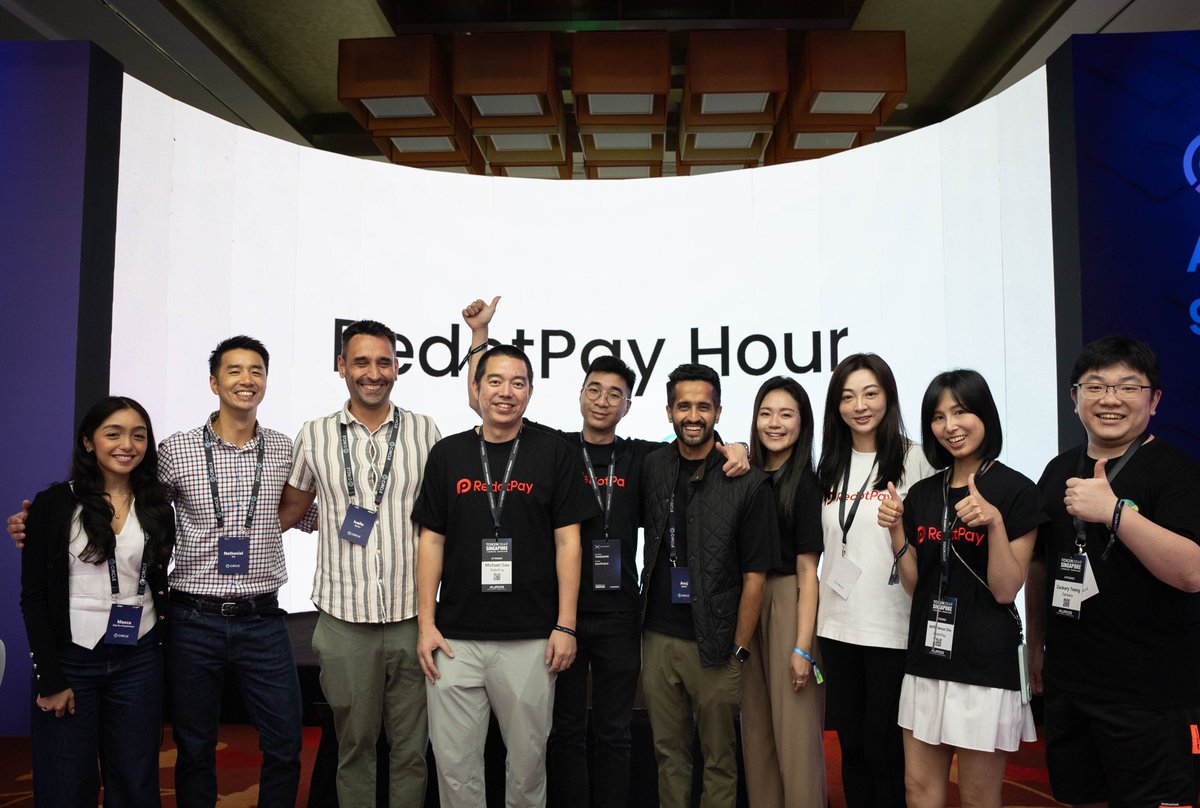 RedotPay's tweet image. What an incredible time at @TOKEN2049 Singapore! 🌏

@RedotPay connected with users from across the globe, joined inspiring discussions with partners like @Circle , @StraitsX , @0xPolygon , and celebrated big milestones together.

Thanks to everyone who shared their journey with…