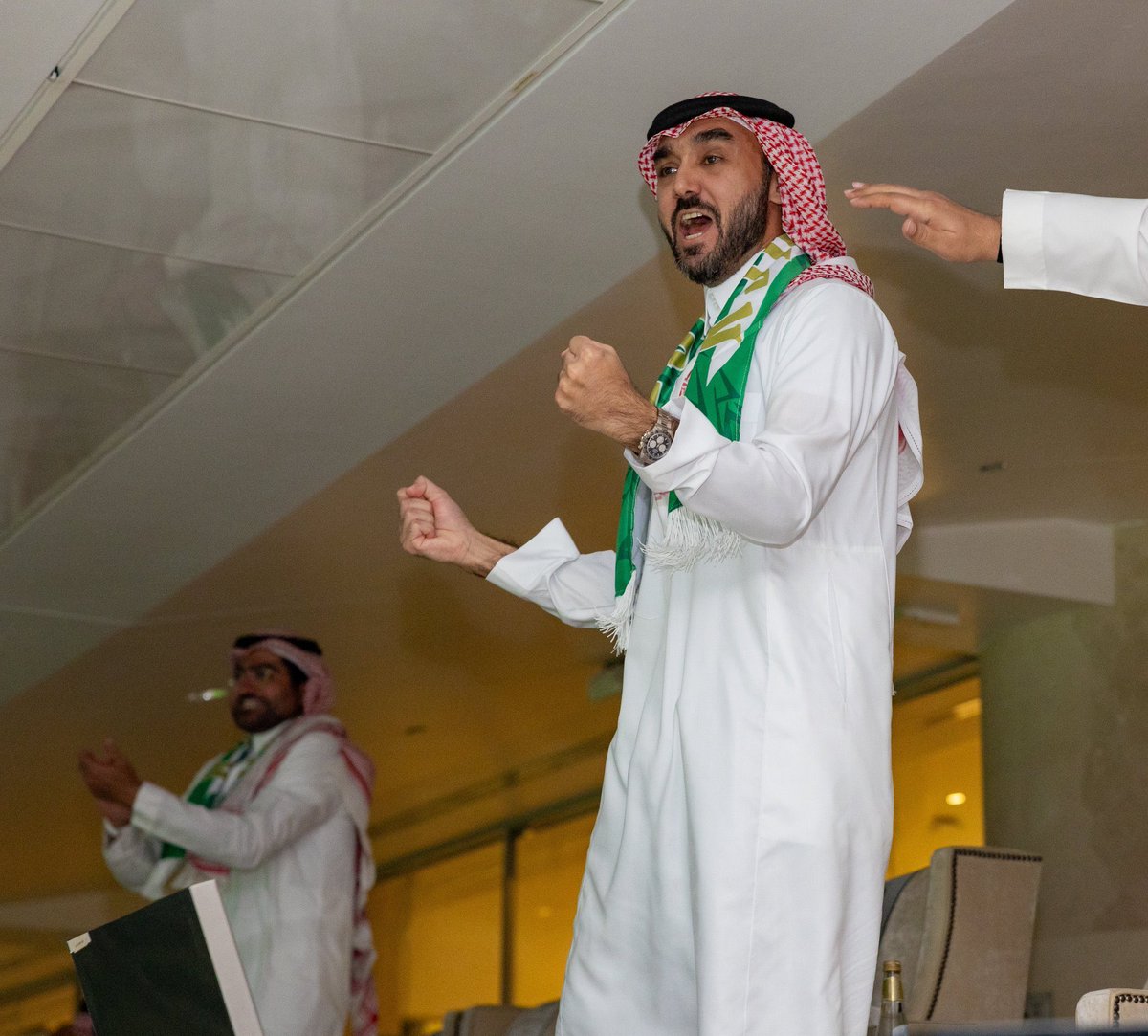 OLYAN15K's tweet photo. فرحة سمو وزير الرياضة بالأمس تاريخية 😍
تستاهل الفرحة وتكمل بالتأهل باذن الله 💚🇸🇦 https://t.co/ZzFZOEH4x2