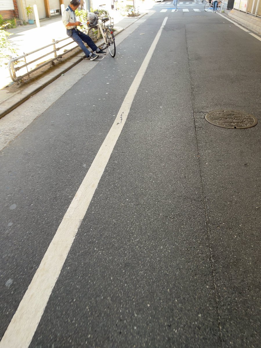 SivaStrone's tweet photo. 新世界歩いてたら、おじさんち◯ぽに遭遇した。
わかりづらいけど､､､ https://t.co/Ak85I7eZzf