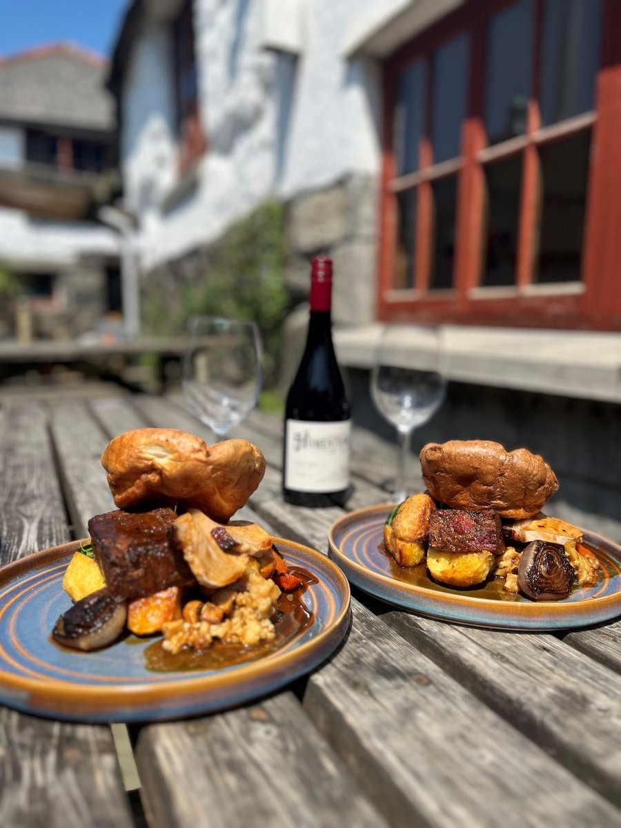 pickledesign's tweet image. Writing this blog post was pure torture, I just really want a roast dinner now! Some of our favourite places shared on the Cornwall Blog :) cornwall-uk.blogspot.com/2025/10/7-of-b…