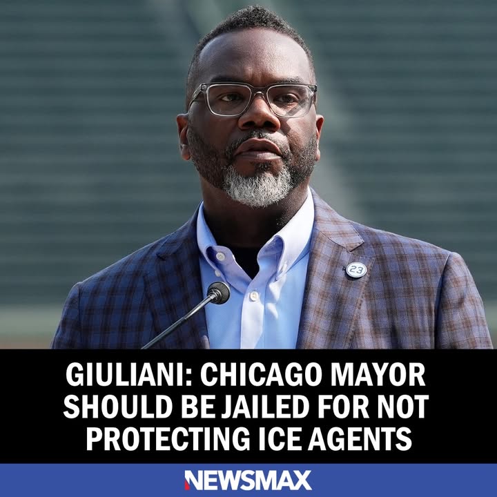 NEWSMAX's tweet image. Former New York Mayor Rudy Giuliani told Newsmax on Tuesday that Chicago Mayor Brandon Johnson &quot;should be in jail&quot; for failing to provide police backup to federal agents. MORE: bit.ly/4n5A040