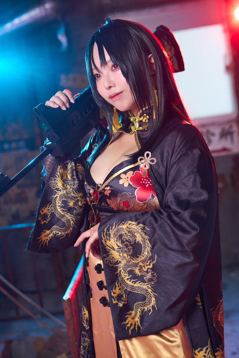 勝利の女神NIKKE モラン　コスプレ　衣装ウィッグセット　小道具付　交渉可 勝利の女神NIKKE モラン コスプレ 衣装ウィッグセット 小道具付 交渉可