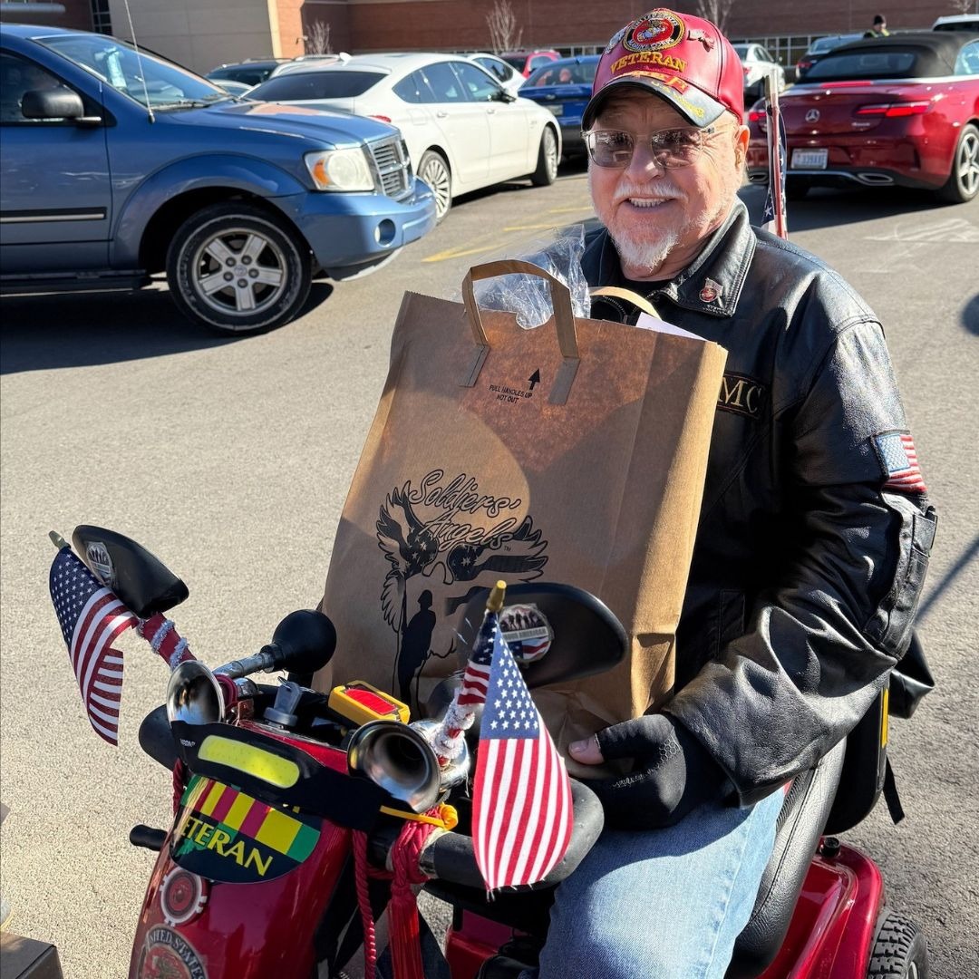 soldiersangels's tweet image. Dedication in Action in #Cincinnati! It’s been an incredible year welcoming Cincinnati to our Military & Veteran Food Distribution network! We’re thrilled to see our community of volunteers growing and coming together to support these vital events.
#SoldiersAngels #Veterans