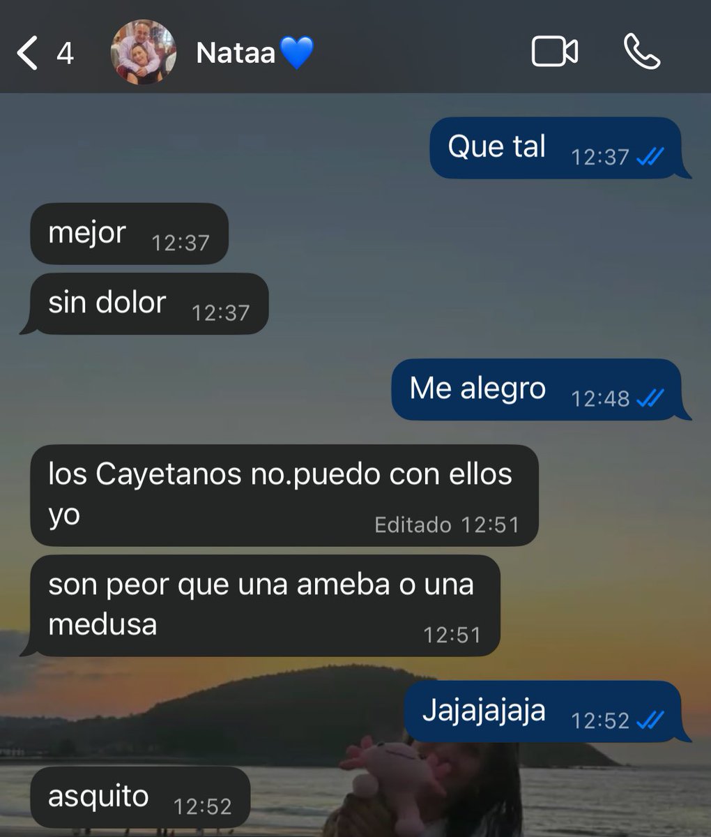 _boreeal_'s tweet photo. mi hermana en cualquier momento por la cara https://t.co/NSjfoyt6TA