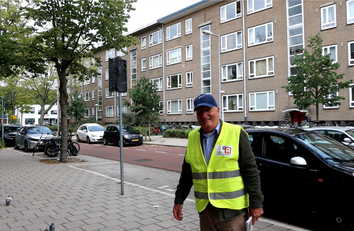 Zaterdagmiddag zijn we in Osdorpplein en omgeving. We horen graag hoe je de buurt beleeft. Spreek ons gerust aan, je herkent ons aan de gele hesjes. Zien we je daar?