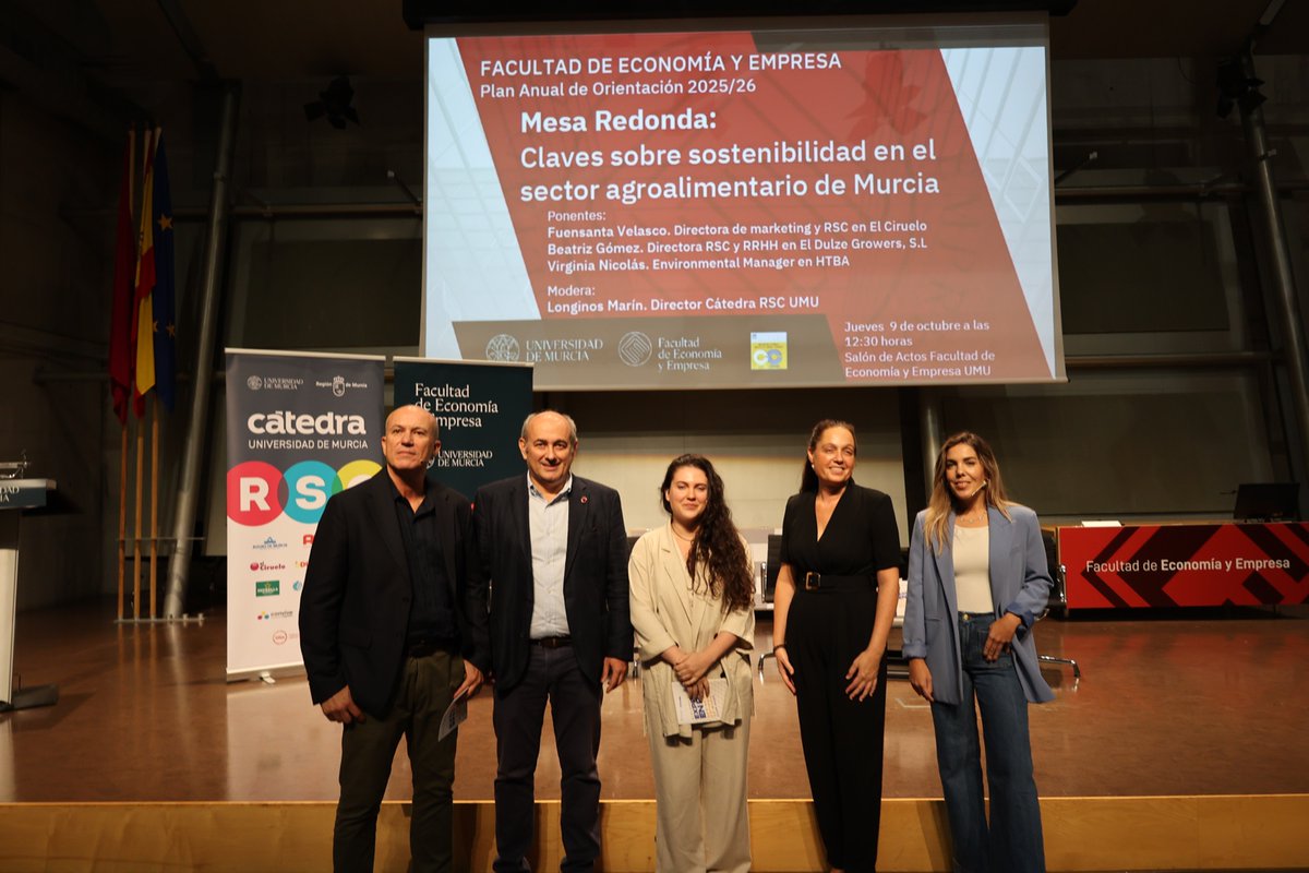 EconomicasUMU's tweet image. Comenzamos la mesa Redonda: Claves sobre sostenibilidad en el sector agroalimentario de Murcia.  J
Ponentes:
* Fuensanta Velasco. El Ciruelo
* Cristina Inclán (excusa Beatriz Gómez). @eldulze  
* Virginia Nicolás. HTBA
Modera: @longinosmarin. @Catedra_RSC.

Actividad PAO 2025/26