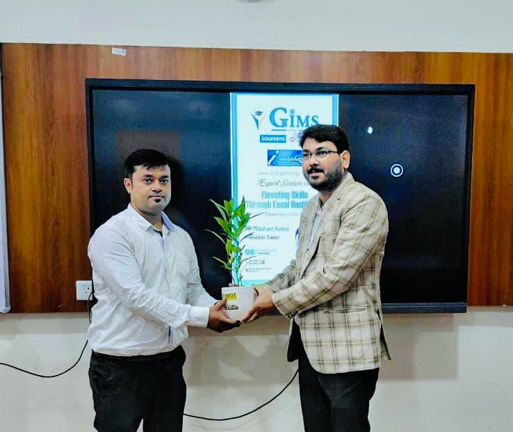 gims_net_in's tweet image. GIMS hosted an expert session on “Elevating Skills through Excel Dashboard” for the PGDM 2025–27 batch. Experts shared insights on data analysis, visualization, and business applications.
#GIMS #PGDM #BusinessAnalytics #DataVisualization #ExcelSkills #ExpertSession
