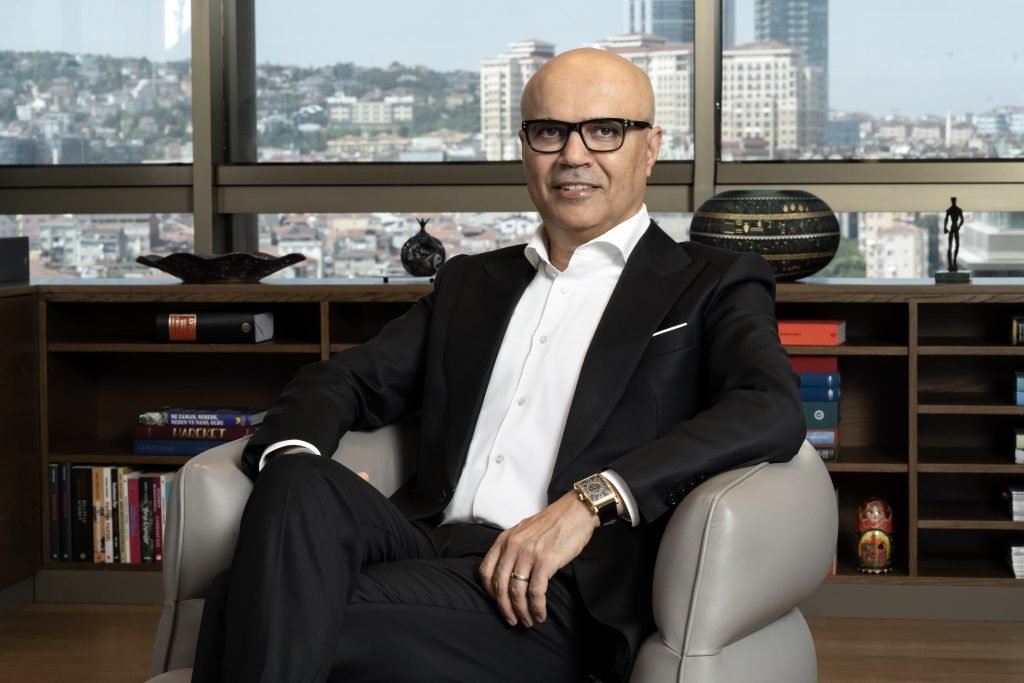 Tatko Lastik Yönetim Kurulu Başkan Yardımcısı ve CEO Vedat Özçelik ile Özel Röportaj

#lastikmagazin #lastik #jant #akü #tatkolastik #vedatözçelik #özelröportaj <a href="/TatkoLastik/">Tatko Lastik</a>  

lastikmagazin.com/?p=21813