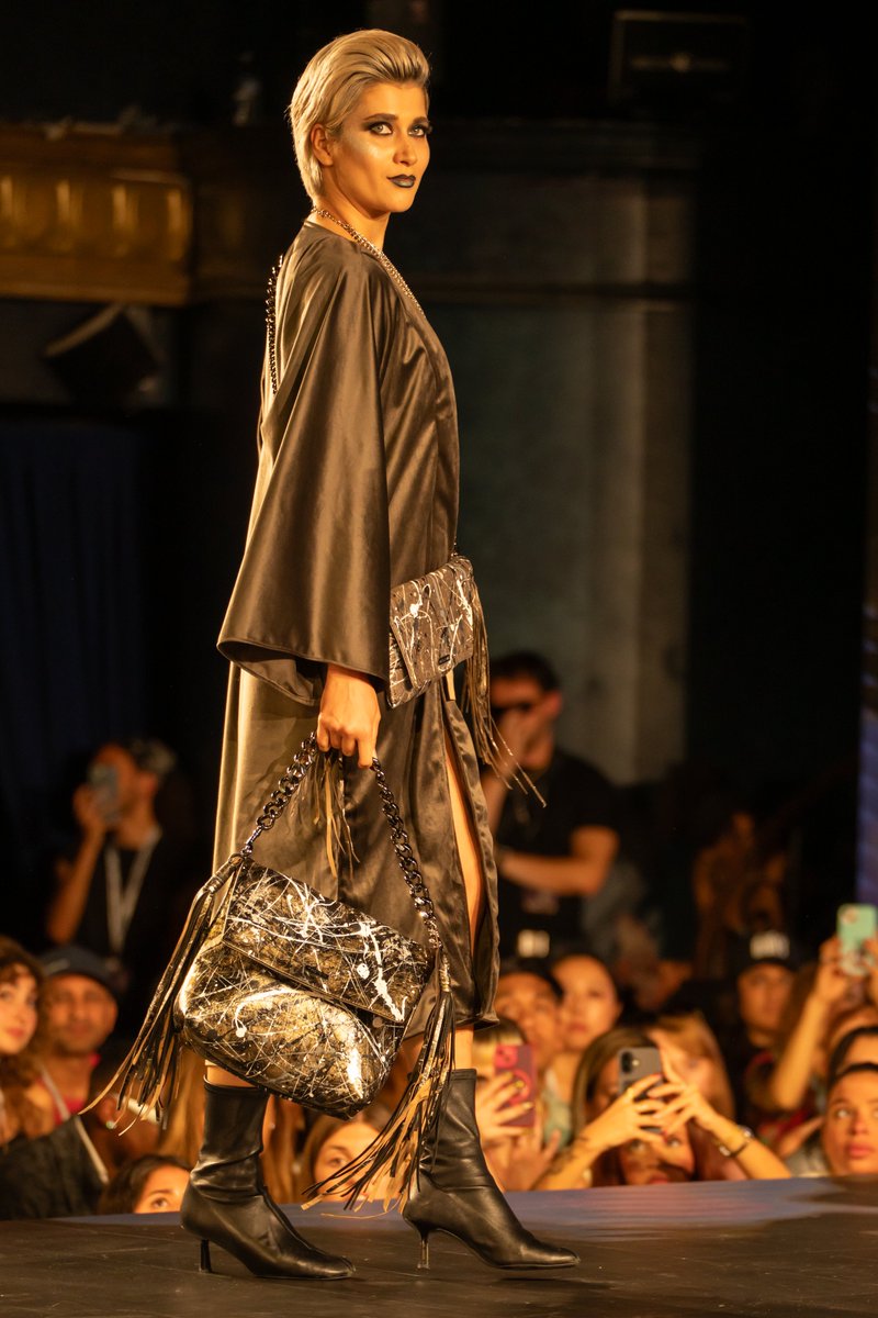 ModellaProject's tweet image. Model Unknown (contact us to be credited)

Full Portfolio - themodellaproject.myportfolio.com/nyfw-spring-su…

Sony A7R5 / Tamron 70-180

128mm – 1/500 – f2.8 – ISO 640

Image 141C-6