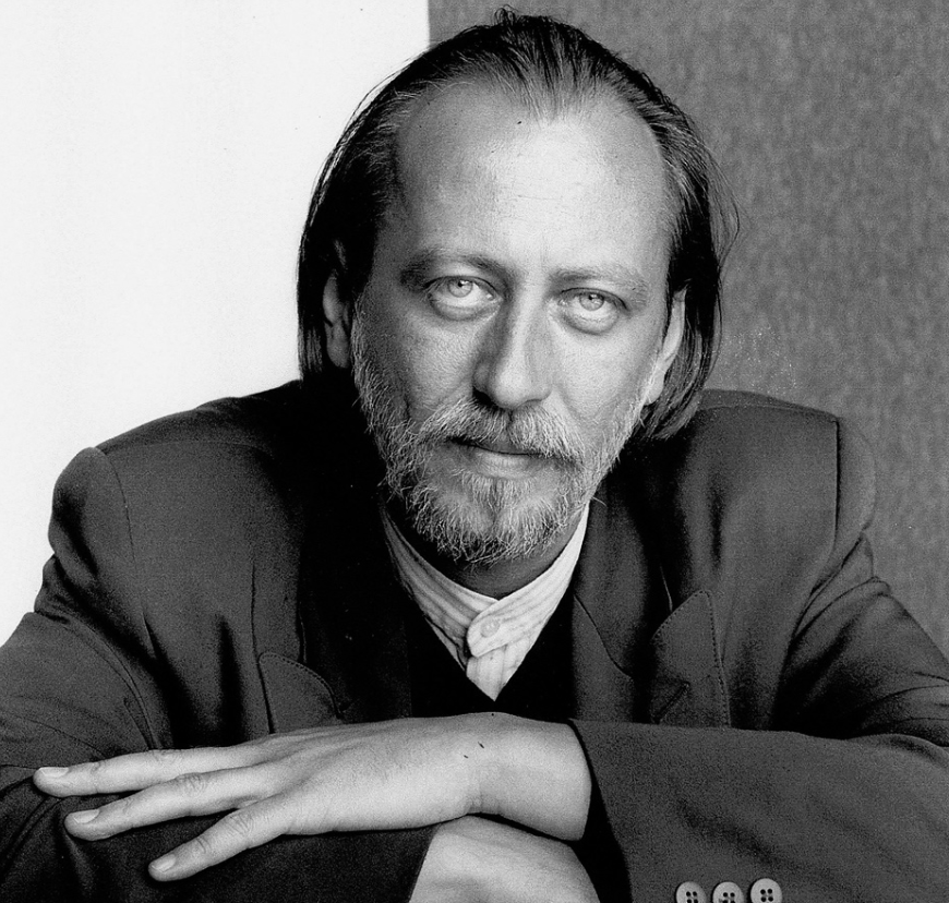 Ha ganado el señor Lázsló, me pongo de pie, Krasznahorkai🖤