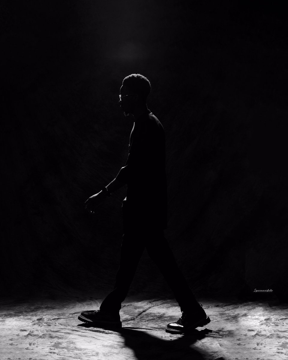 Hi X! I'm a photographer based in Ibadan, available as a second shooter or lighting assistant. If you need support for your next project, feel free to reach out! Thank you❤️🫶🏽