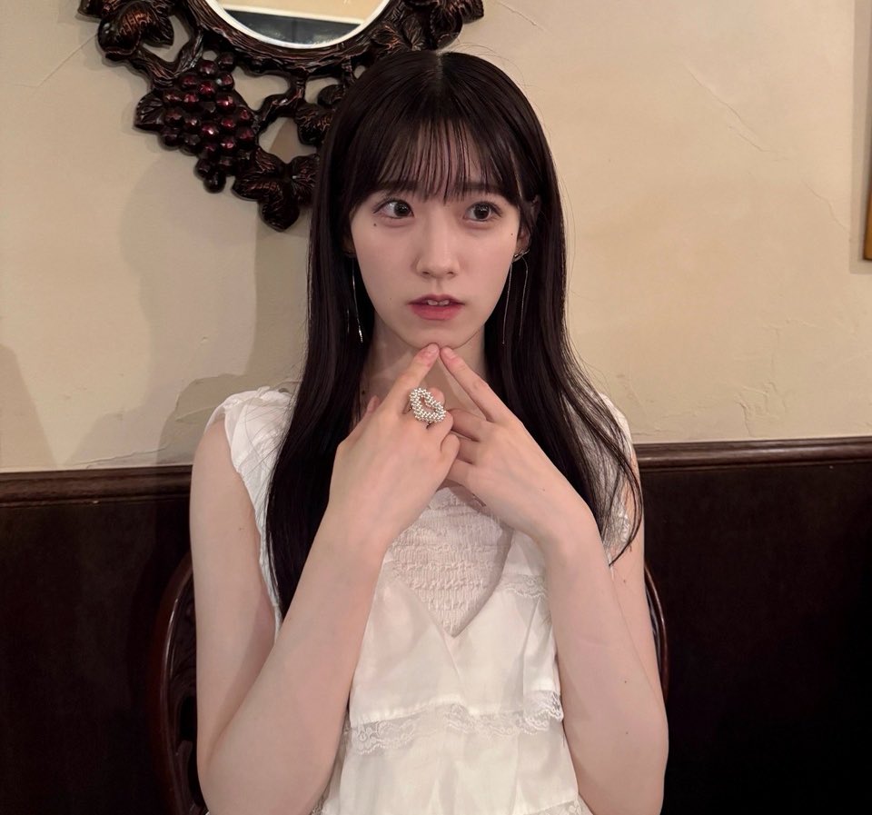 m_ic5n's tweet photo. 🏷𓂃𓈒𓏸︎︎︎︎
                       石森  璃花

           ♡orRTでお迎え行きます❕

#櫻坂46好きな人と繋がりたい 
#Buddiesと繋がりたい https://t.co/LNIucmcUm7