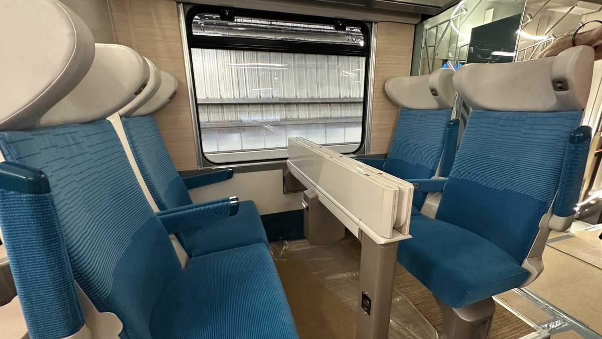 Hier matin, nous avions rendez-vous avec les équipes d’<a href="/Intercites/">Intercités</a> pour visiter le Technicentre et la nouvelle rame Oxygène. Un train « made in Europe » par CAF, pensé par et pour tous les voyageurs, les agents à bord et la maintenance, qui rend hommage aux villes desservies…